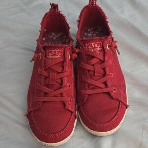 Skechers Red Women's Lace-Up Canvas Sneakers